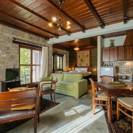 τα πέτρινα της ελάτης - Petrina Elatis Дом отдыха