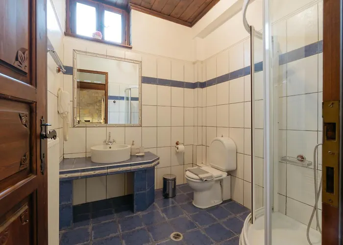 τα πέτρινα της ελάτης - Petrina Elatis *