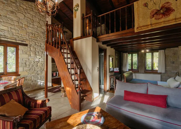 τα πέτρινα της ελάτης - Petrina Elatis Eláti