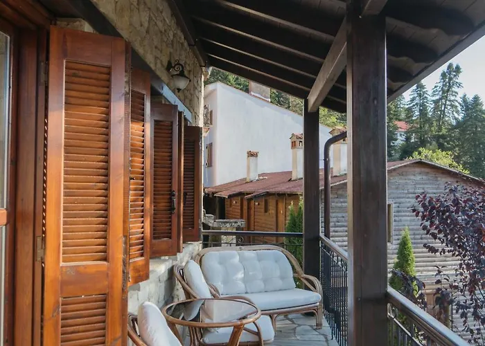 τα πέτρινα της ελάτης - Petrina Elatis *