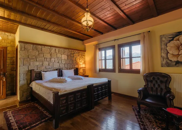 τα πέτρινα της ελάτης - Petrina Elatis Eláti