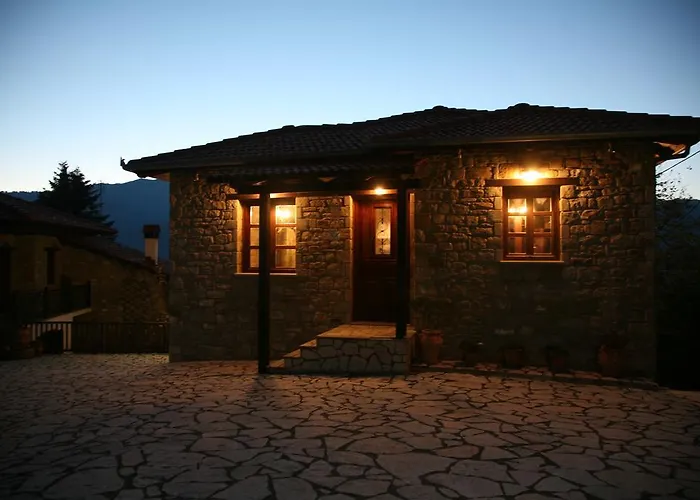 τα πέτρινα της ελάτης - Petrina Elatis Case de vacanță